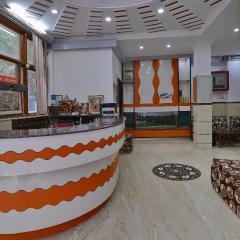 PG Hotel By Family stay