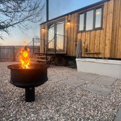 Bramley Shepherds Hut - Whimple