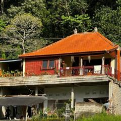 Makna Homestay and Spa
