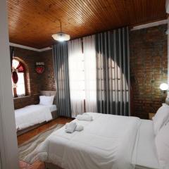 Hotel Boutique BUZI