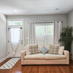 Fire Pit - 4 Min from UNC - 7 Min from Carrboro - Fast Wi-Fi
