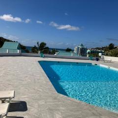 Beautiful F2 in a blue beach residence