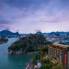 桂林璟象酒店（市中心，象鼻山对面，漓江景色餐厅）