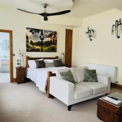 Chandlers Bar and Rooms