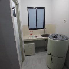Kamar Kost AC Mezanine