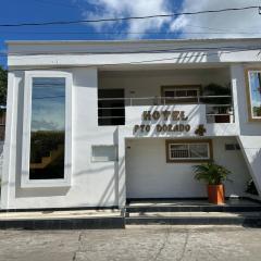 Hotel Puerto Dorado