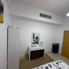 Room, Al majaz 2
