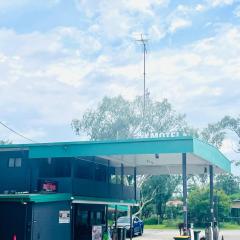 BP Mount Garnet Motel and Restaurant