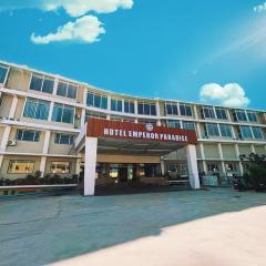 Hotel Emperor Paradise