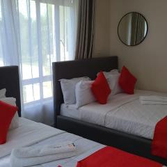The Loch Hotel Bondo