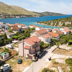 Apartments by the sea Grebastica, Sibenik - 4881