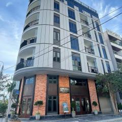 BRIO Lunara Apartment