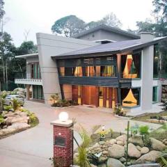 Deco Home Mesilau Golf Bungalow Kundasang