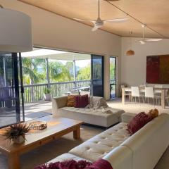 Harrisons Retreat Premium Stay