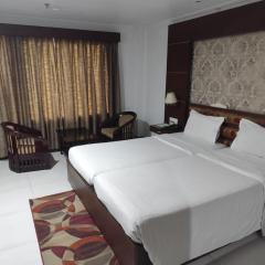 Airport City Hotel
