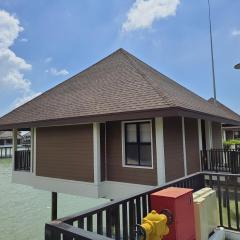 ST8 Sepang Golden PalmTree Family Villa 2 Bedroom