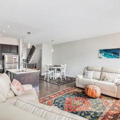 Luxurious Tastefully Furnished 3 bedroom Home in Ottawa
