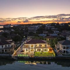 DreamHouse梦想家湖景民宿