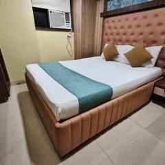 Hotel Ratna Paradise Thane West