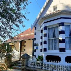 Cathys Guesthouse 1