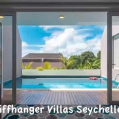 Chic 4BR Villa with Private Pool by Cliffhanger Villas
