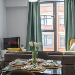 Central Birmingham Apartment 2 Bedrooms, 2 Bathrooms, Stylish Stay