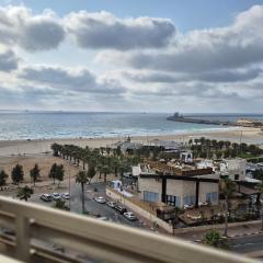 Lovely three-room apartment above the promenade