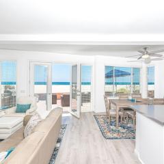 Remodeled 2Br Oceanfront W Spacious Patio & Stunning Views By Beachview Rentals