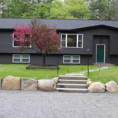Forest Lake Haven Close to Lake George and Gore Mountain