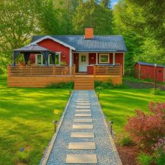 Röd Stuga by Falunio