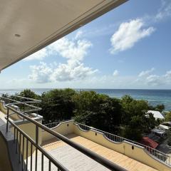 Noah Family Room with Seaview Balcony