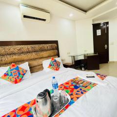 Green Villa -- Near Nizamuddin Railway Station