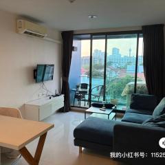 Acqua Condo By Dw
