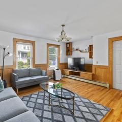 17 Cozy&Spacious 3 bedroom home in Malden with window AC