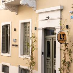 Living Yard Acropolis