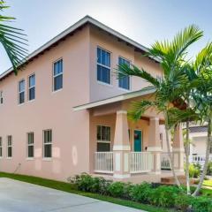 The Pink House - Bask in Style Steps from the Convention Center