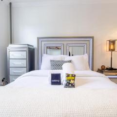 Fireflies In NYC, Cozy, Private & New