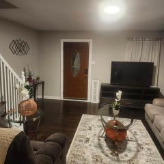 Simple 'N' Sheek 3bedroom 1 bathroom house