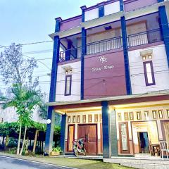 RedDoorz at Hotel Huni Raya Bromo