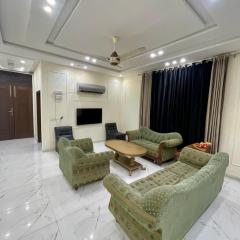 Elysian Nest 2BR Apartment Abdullah Gardens