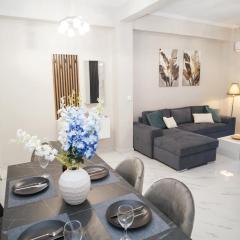 Elarion Elegant Port Apartment
