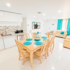 Bright & Cozy Family Home Near Dania Beach