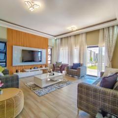 Forest View Apartment