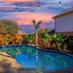 Luxury Holiday Home 5BR Hot Tub, Pool & Beautiful Backyard