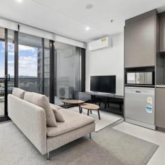 Modern & Cozy Apt CBR Free Parking