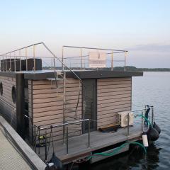 Hausboot Fjord Nordstern mit Dachterrasse in Schleswig