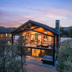 Desert Canyon Casita Near Zion Hot Tub Views