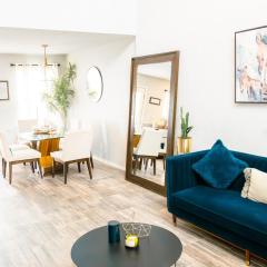 Spacious 2-Story Contemporary Home 3BDRM + Loft