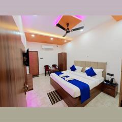 Hotel The R L Palace - "A Luxurious Hotel" 900 Meters From Ram Mandir Ayodhya