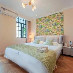 梧舍壹号 外滩百年公寓B&B -Riverside Grace Suites on the bund and metro station